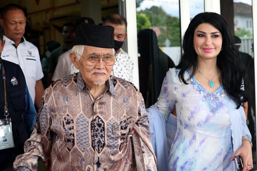 Muere el ex primer ministro de Sarawak Taib Mahmud a los 87 años