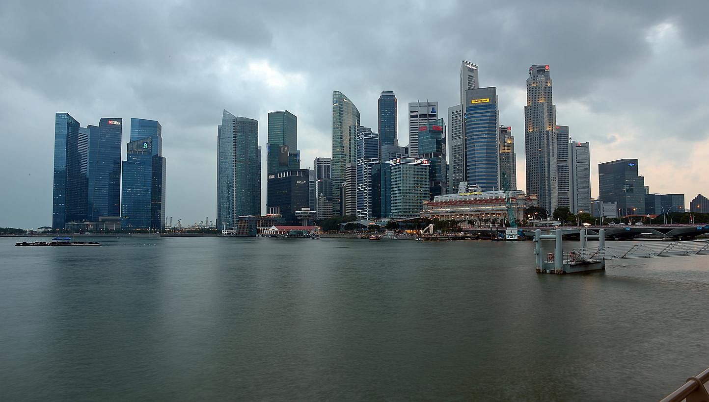 Singapore's manufacturing output expanded last month for the seventh straight month, growing 3.9 per cent from the same period a year ago. -- ST FILE PHOTO: DESMOND WEE