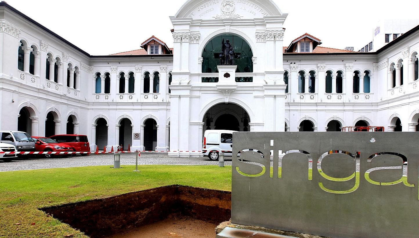 A plot of land in front of the Singapore Art Museum (SAM) has been dug up and moved inside as an exhibit for the museum's inaugural exhibition titled, Unearthed.&nbsp;The Singapore Art Museum, in its inaugural exhibition as an independent visual arts