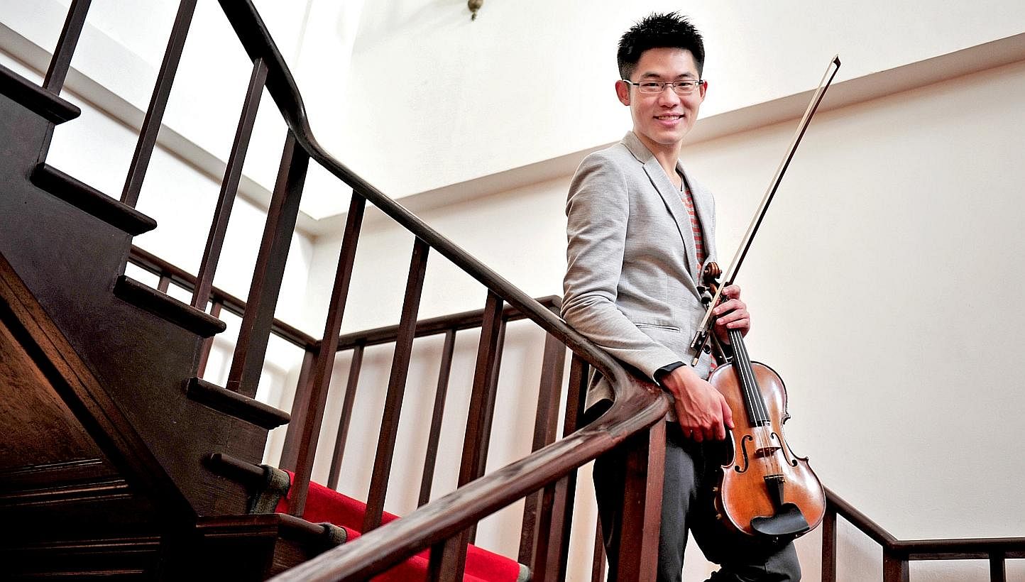 Singaporean concert violinist Alan Choo, who won this year's Goh Soon Tioe Centenary Award. -- ST PHOTO: STEFFI KOH