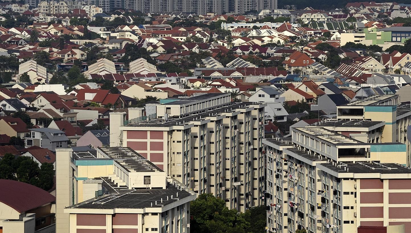 The Central Provident Fund (CPF) Ordinary Account interest rate and HDB mortgage rate is set to remain the same from Jan 1 to Mar 31 next year. PHOTO: ST FILE