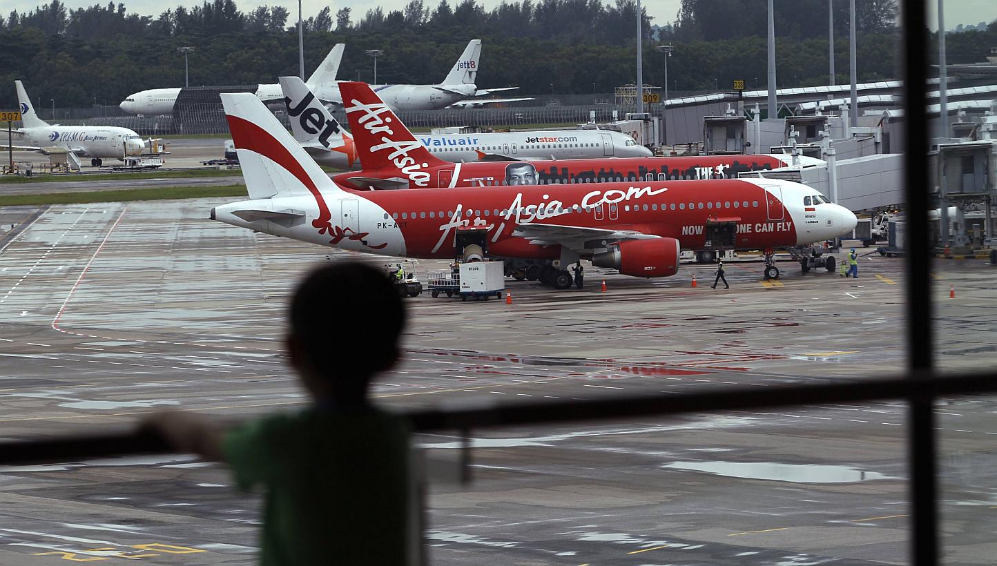Indonesian Transportation Minister Ignasius Jonan, who during an inspection on Friday found no such briefing took place before AirAsia flight QZ8501, said that such meetings would keep pilots informed of possible emergency decisions that they might h