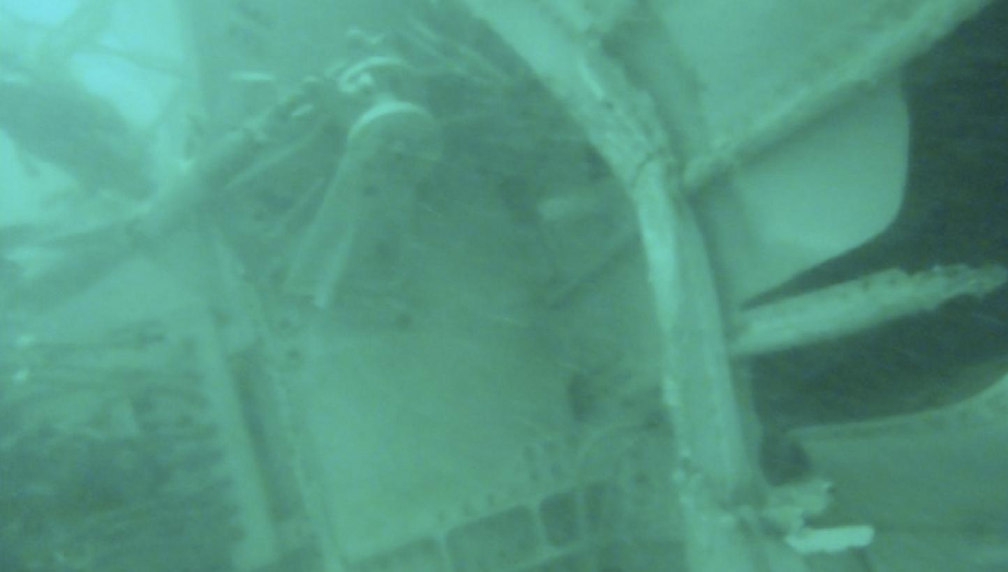 What is believed to be wreckage from crashed AirAsia flight QZ8501 in the Java Sea on Jan 7, 2015. -- PHOTO: REUTERS