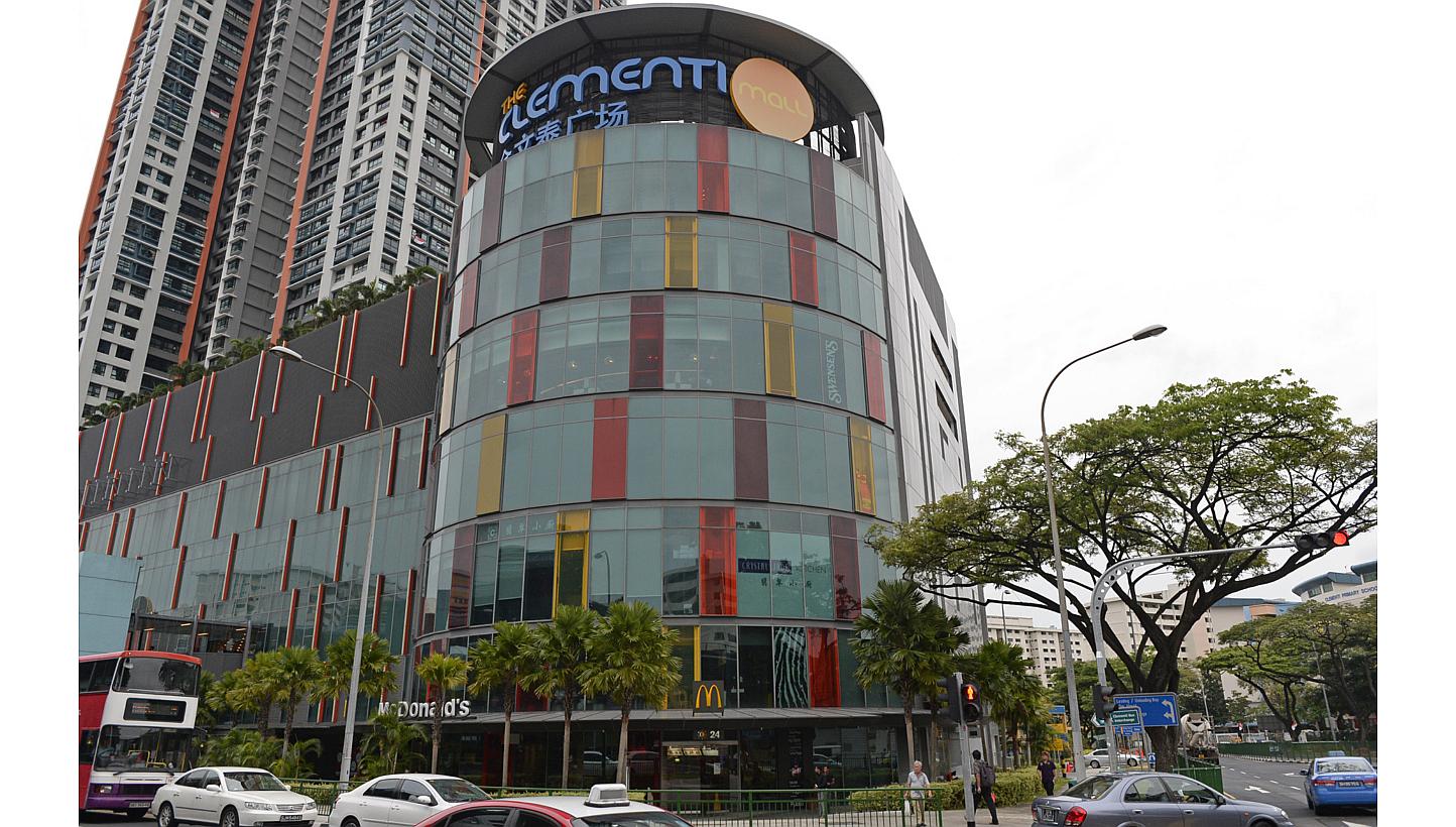 The Clementi Mall. SPH Reit Management, the managers of SPH Reit, has announced a distribution to unitholders of $33.5 million for the first quarter ended Nov 30 last year. -- PHOTO: ST FILE
