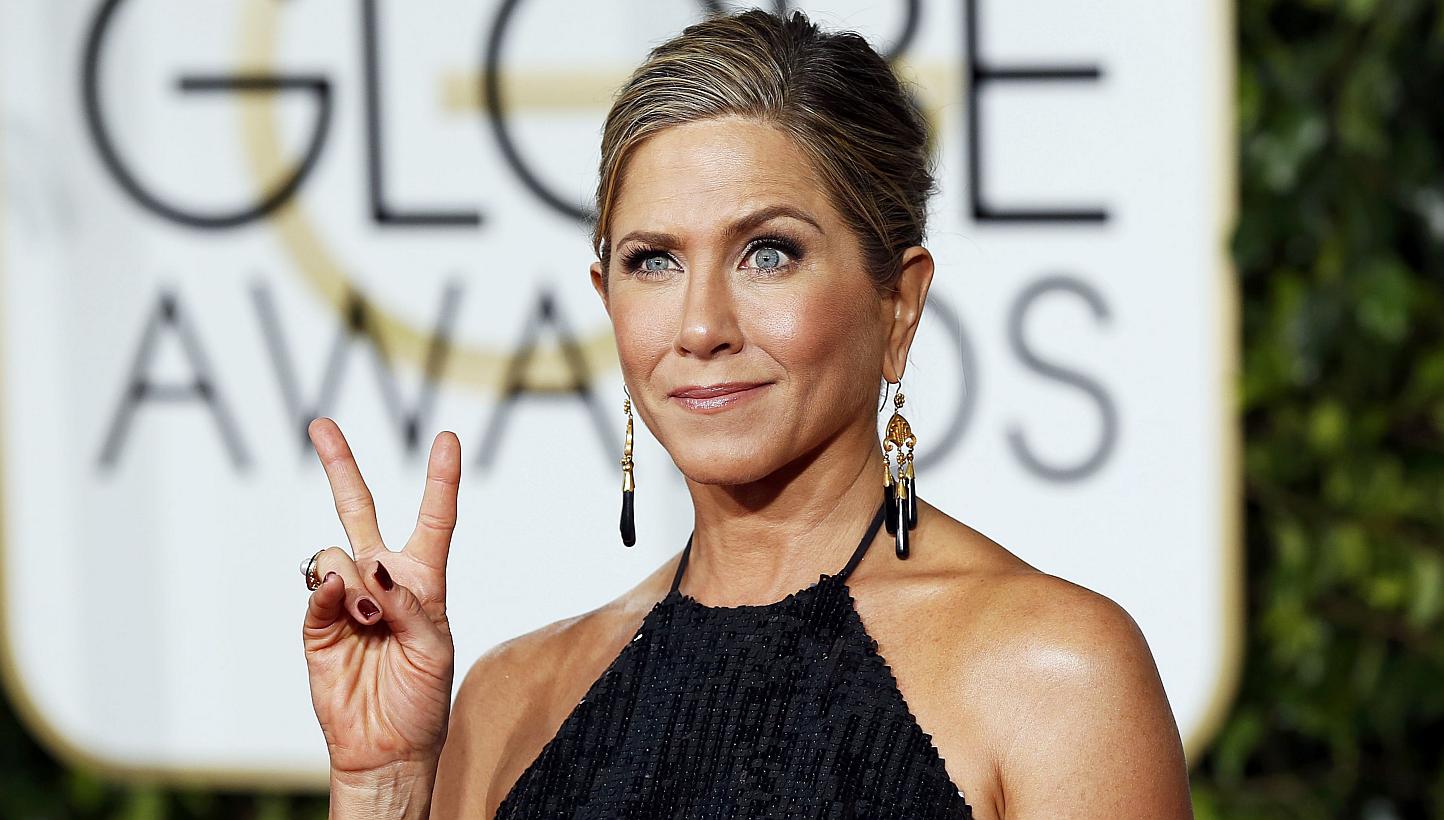Actress Jennifer Aniston arrives at the 72nd Golden Globe Awards in Beverly Hills, California Jan 11, 2015. -- PHOTO: REUTERS