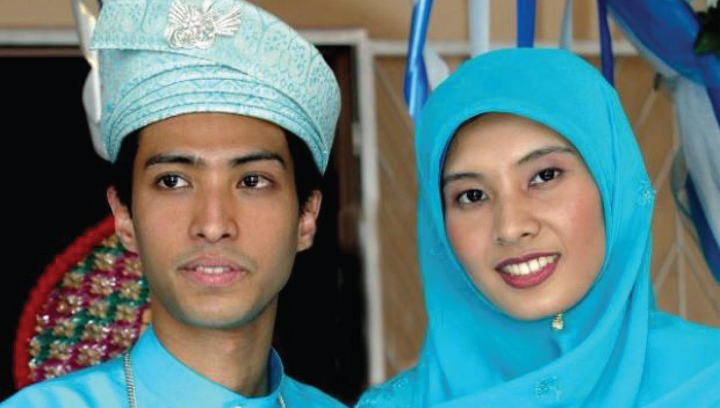 Lawmaker Nurul Izzah has finalised her divorce from her estranged businessman husband, Raja Ahmad Shahrir Iskandar. The couple were married for 10 years and have two children -- PHOTO: THE STAR/ASIA NEWS NETWORK