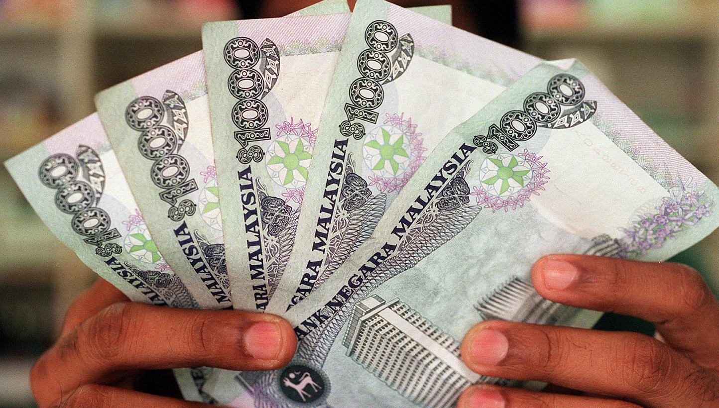 Ringgit also falls after surprise MAS move on Singapore dollar | The  Straits Times