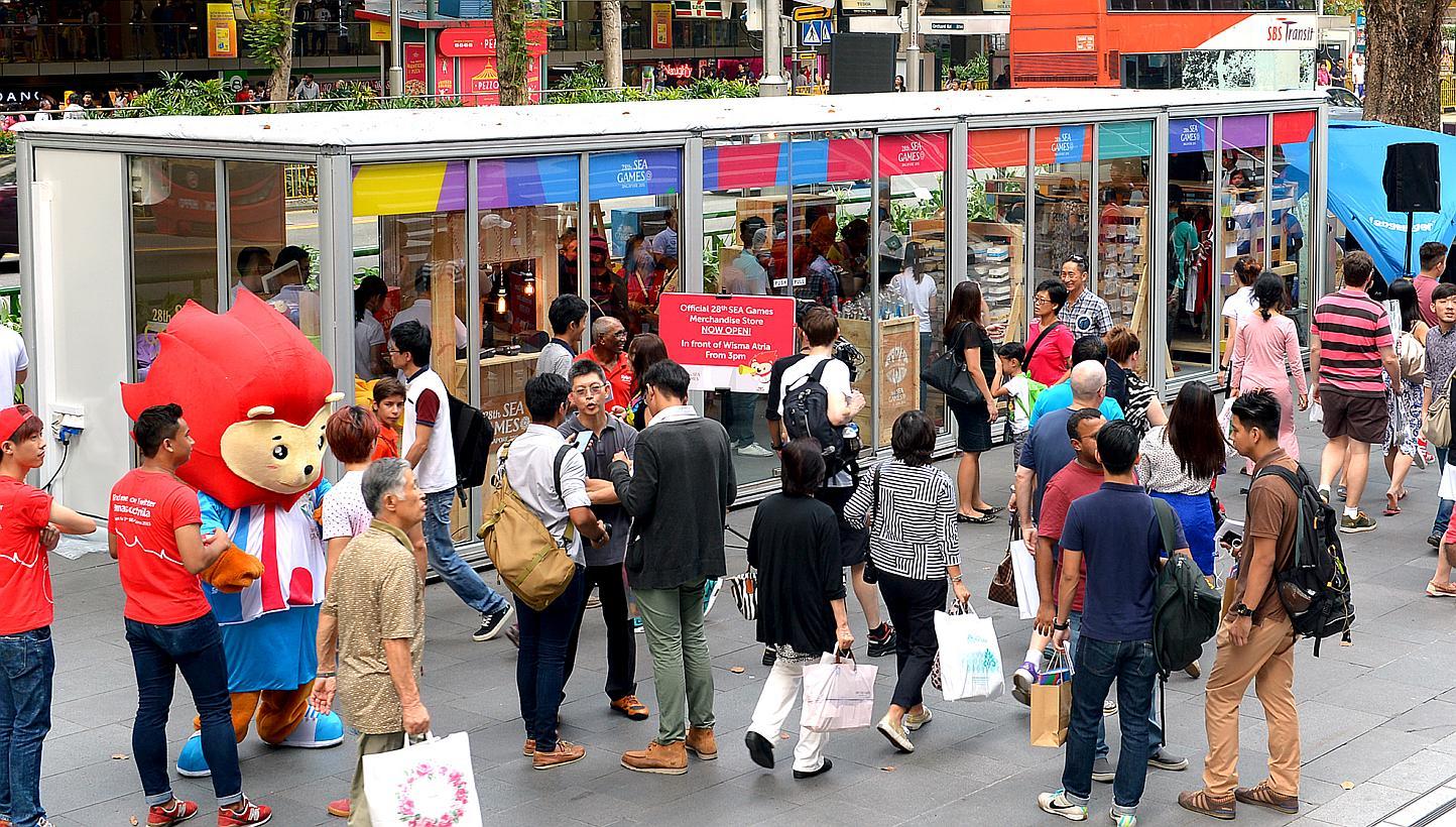 The official 28th SEA Games Merchandise Store along Orchard Road. Held here from June 5-16, it will run on a budget of $324.5 million, the Singapore SEA Games Organising Committee (Singsoc) announced on Wednesday. -- ST PHOTO: NG SOR LUAN