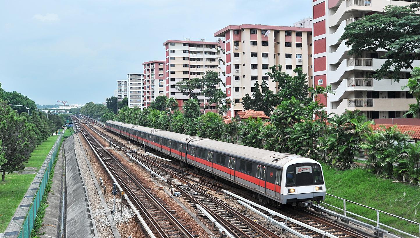 MRT trains and tunnels are designed with safety features to protect passengers should there be a fire or smoke, Transport Minister Lui Tuck Yew said in Parliament on Thursday. -- PHOTO: ST FILE