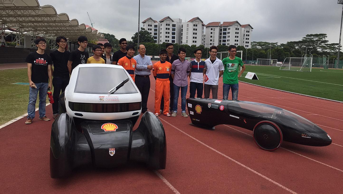 Two solar-powered electric cars, designed by students from the Nanyang Technological University (NTU), were unveiled by the institution on Monday morning. -- ST PHOTO: AUDREY TAN