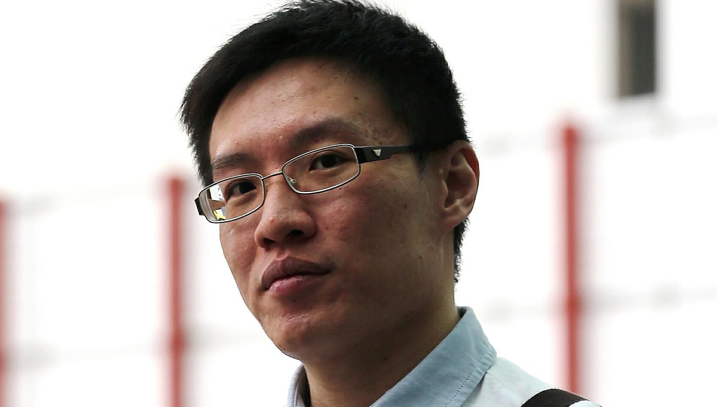 Too Jincai was sentenced to 11 months in prison on Thursday for cheating three customers into investing a total of $1.17 million in unit trusts, claiming they were principal-guaranteed. -- ST PHOTO: WONG KWAI CHOW