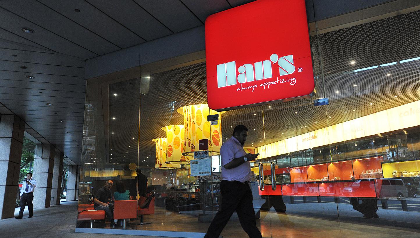 Han's Cafe at Pickering Street. The food and beverage chain failed to stop high-end Japanese restaurant HAN Cuisine of Naniwa from using its namesake. -- PHOTO: ST FILE&nbsp;