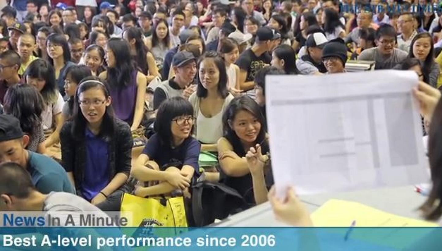 In today's News In A Minute, we look at how 91.4 per cent of over 14,000 students scored at least three H2 passes, with a pass in General Paper or Knowledge and Inquiry, in their A-level exams. -- PHOTO: SCREENGRAB FROM RAZORTV
