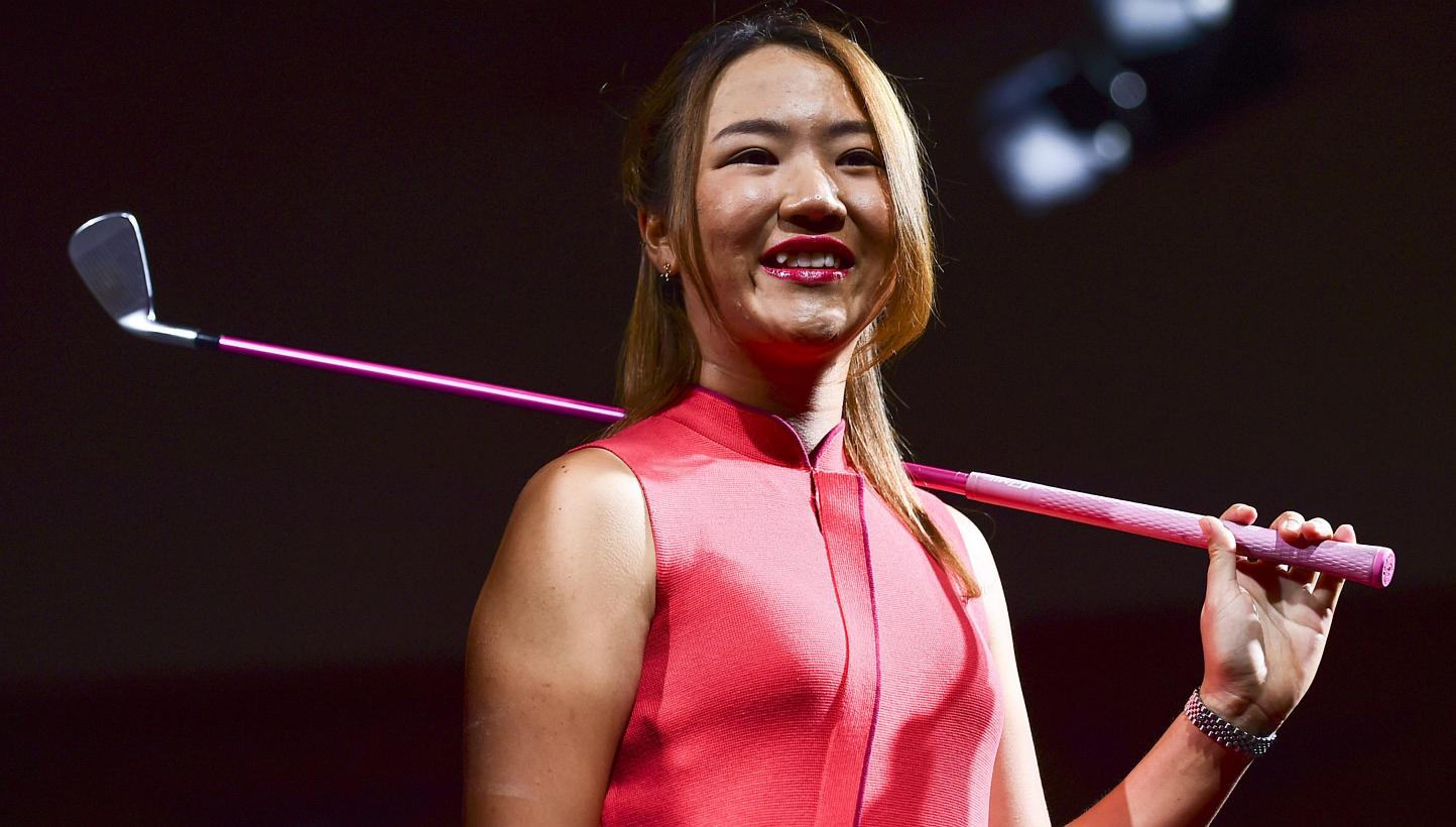 Current World No.1 Lydia Ko of New Zealand poses for photogaphers during the launch event of the HSBC Women's Golf Champions in Singapore, on March 3, 2015. The HSBC Women's Golf Champions will take place on Serapong Golf Course at Sentosa Island fro