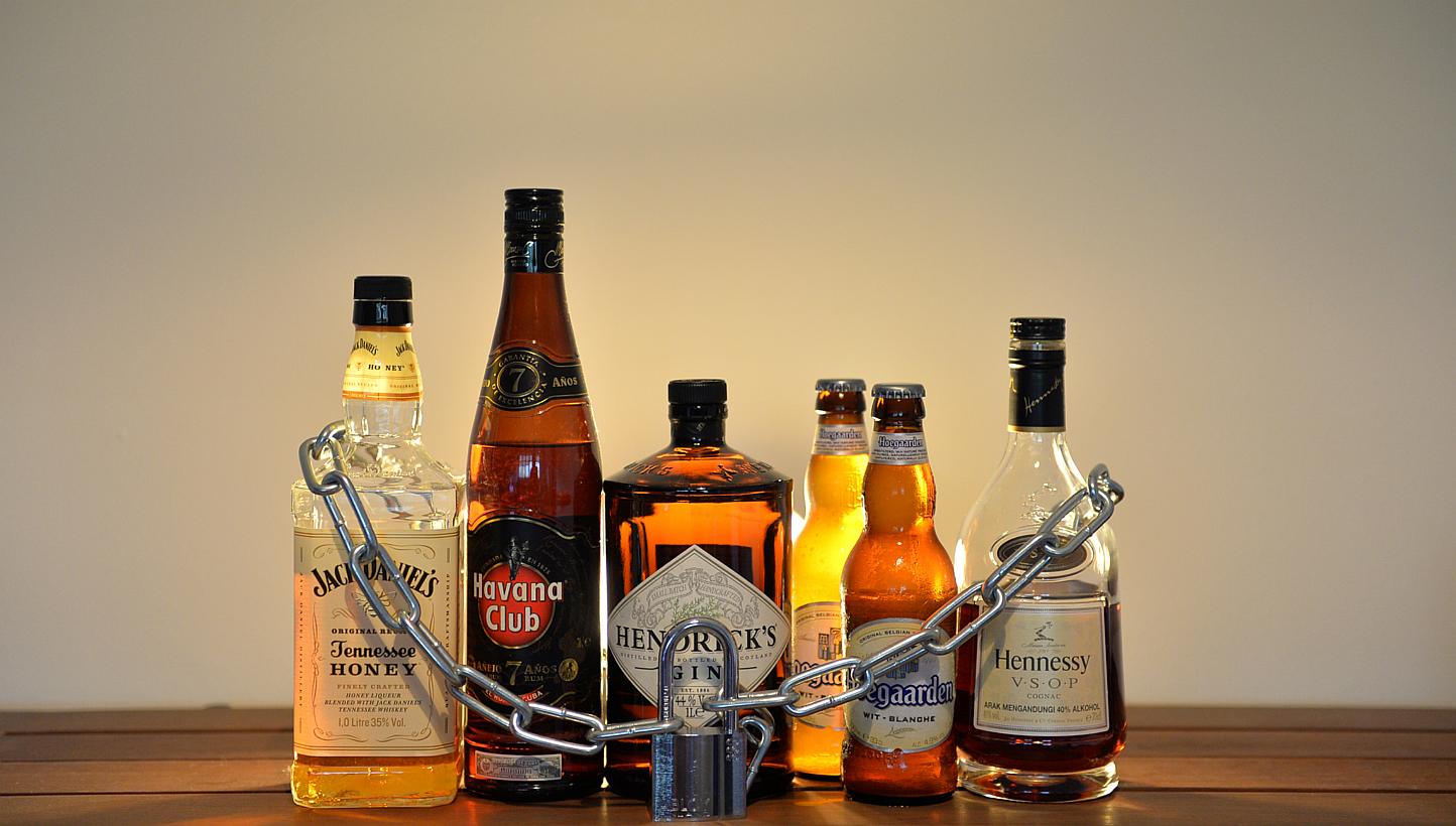 The Liquor Control (Supply and Consumption) Act was passed in Parliament in January and came into force on April 1, 2015. It aims to minimise public disorder and disamenities arising from drinking in public. -- ST PHOTO: JOYCE FANG