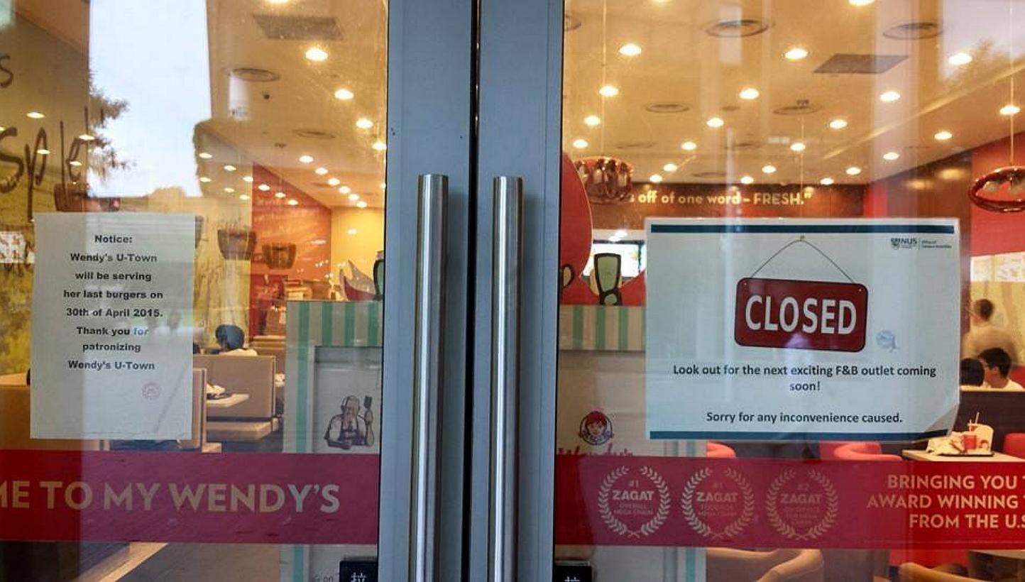 A notice put up at the National University of Singapore University Town outlet said: "Wendy's U-Town will be serving her last burgers on 30th of April 2015. Thank you for patronising Wendy's U-Town." -- PHOTO: XU YUANFA / FACEBOOK 