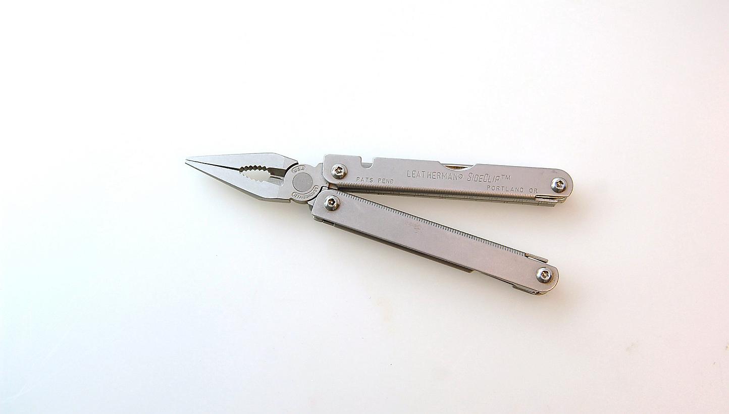 A New Zealand man with a fetish for "fat gummy ladies" who yanked women's teeth out with pliers during sex was found guilty on Wednesday of assault and indecent assault. -- PHOTO: ST FILE 