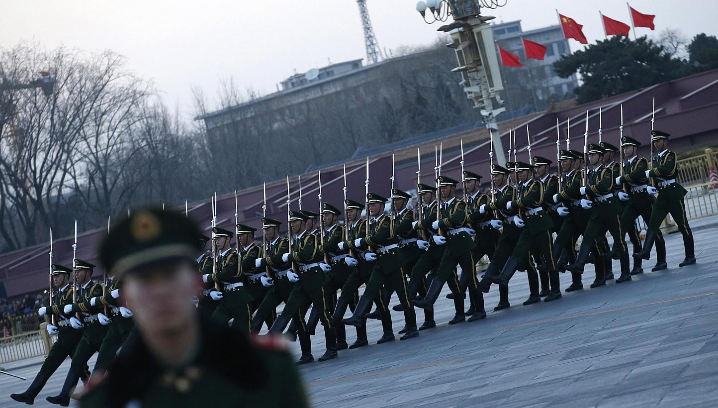 There are some in China's armed forces, the largest in the world, who are not taking the fight against corruption seriously, brushing problems under the carpet and not daring to go after senior officers, its official paper said on Thursday. -- PHOTO: