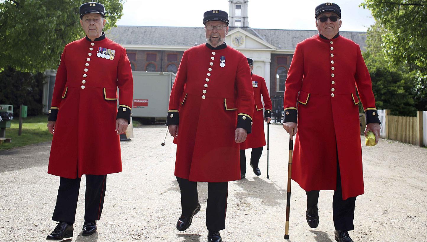 Chelsea Pensioners walking to cast their vote in the general election in London on May 7, 2015. -- PHOTO: REUTERS