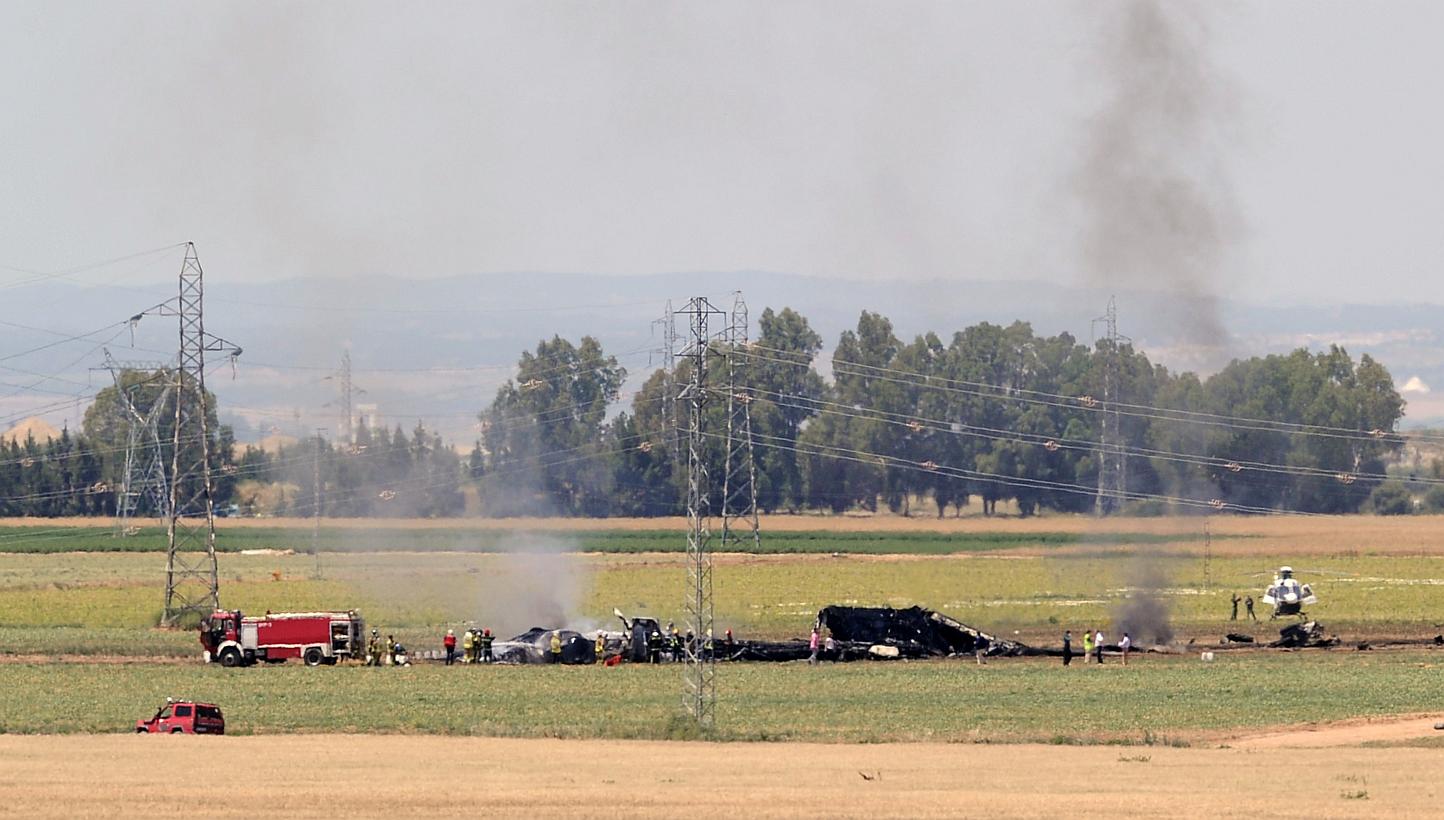 The wreckage of an Airbus A400M military transport plane after crashing near Sevilla on May 9, 2015. -- PHOTO: AFP&nbsp;