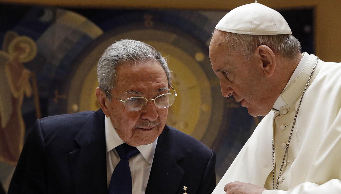 Pope Francis (right) talks with Cuban President Raul Castro during a private audience at the Vatican on May 10, 2015. Pope Francis, who helped broker a historic thaw between the United States and Cuba, held talks with Castro on Sunday ahead of the po