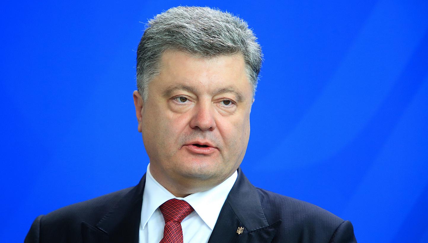 Petro Poroshenko, Ukraine's president, speaks during a news conference at the Chancellery in Berlin, Germany, on Wednesday, May 13, 2015. -- PHOTO: BLOOMBERG