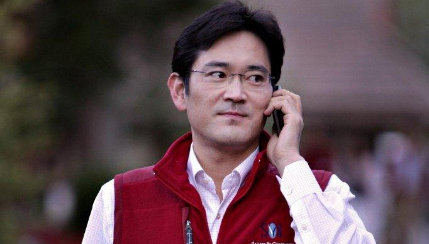 Samsung Group heir apparent Jay Y. Lee will take over from his father Lee Kun-hee as head of two key foundations, the conglomerate said on Friday, suggesting that a transfer of leadership is underway at South Korea's largest conglomerate. -- PHOTO: B