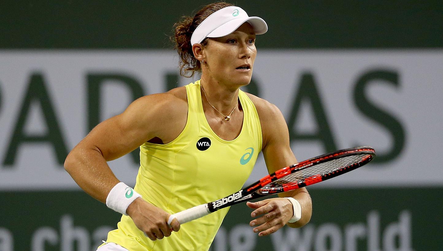 Former French Open finalist Samantha Stosur (above, in a March 2015 file photo), warmed up for her bid in Paris this year by defeating French player Kristina Mladenovic 3-6, 6-2, 6-3 to win the WTA Strasbourg Open on Saturday. -- PHOTO: AFP