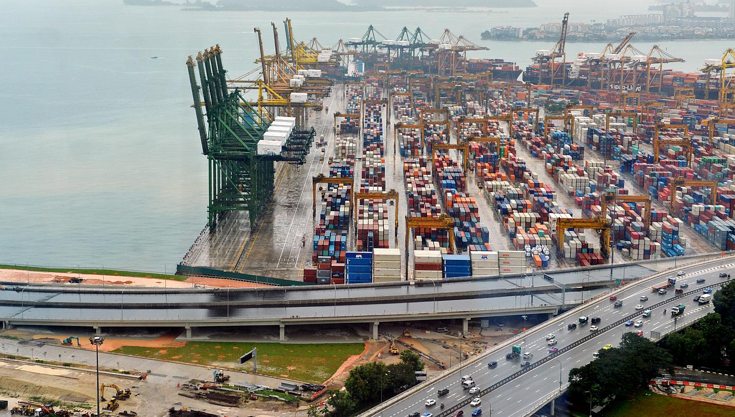 Singapore's non-oil domestic exports (NODX) had their best quarterly performance in three years, rising 4.8 per cent year-on-year in the first three months of 2015, compared to the 0.5 per cent increase in the previous quarter. -- PHOTO: ST FILE