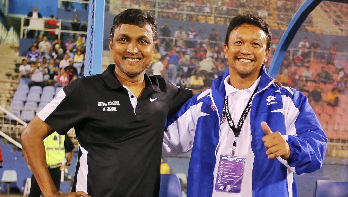 LionsXII coach Fandi Ahmad (right) and Tampines Rovers tactician V. Sundramoorthy will assist Stange in the dugout during the friendlies and qualifying matches. It will be their first time in the Lions' dugout together. -- PHOTO: THE NEW PAPER F