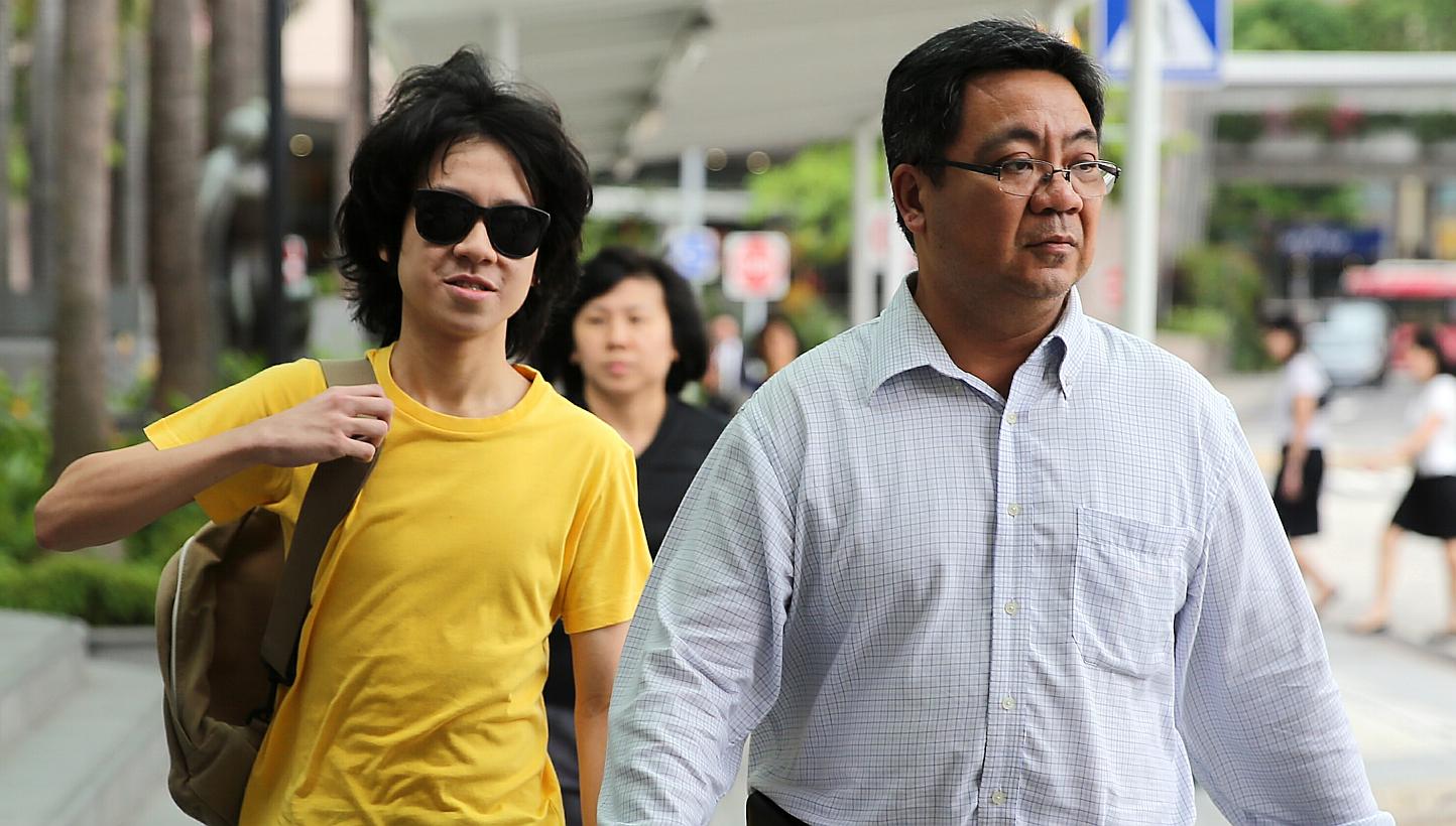 Teenage blogger Amos Yee was back in court on Wednesday for an urgent hearing, after he refused to meet with his assigned probation officer. -- ST PHOTO: WONG KWAI CHOW