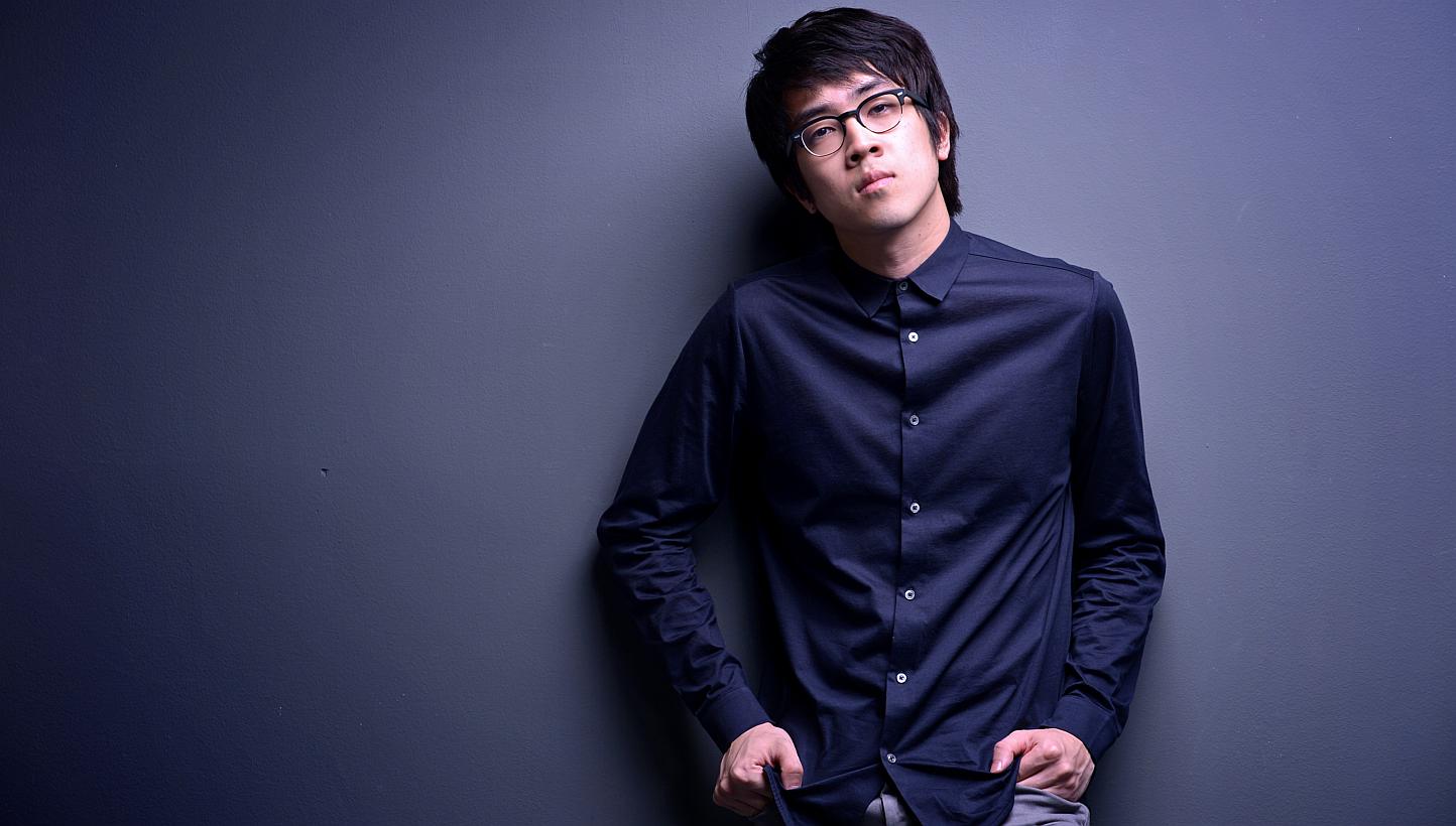 Singer-songwriter Charlie Lim. -- ST PHOTO: KUA CHEE SIONG 