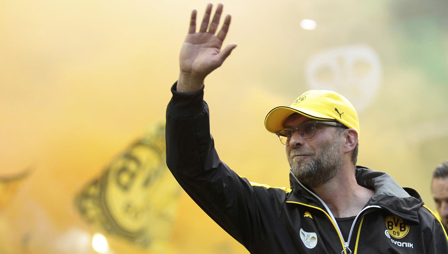 Borussia Dortmund coach Juergen Klopp arrives prior to their German Cup final football match against VfL Wolfsburg in Berlin, Germany, on May 30, 2015. -- PHOTO: REUTERS