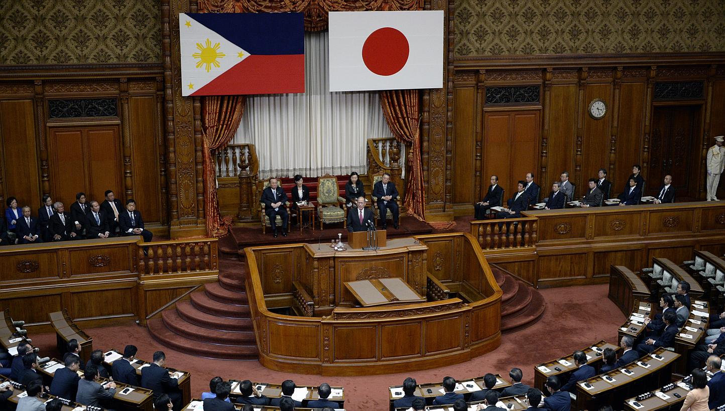 Philippines President Benigno Aquino says on Wednesday the dispute in the South China Sea cannot be settled through military force or coercion. -- PHOTO: EPA 