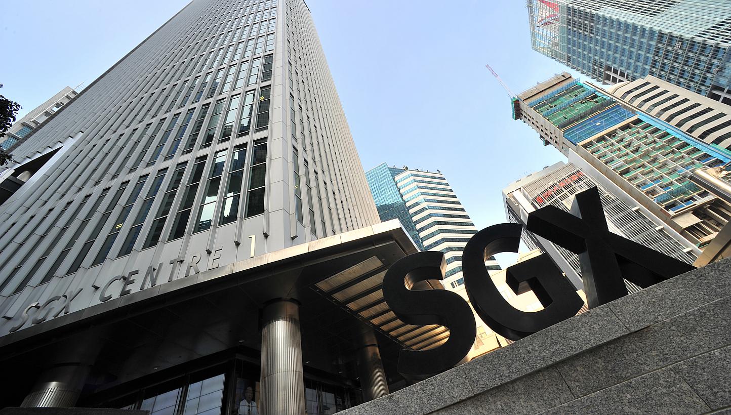 Singapore shares opened higher on Wednesday, with the benchmark Straits Times Index at 3,342.94 in early trade, up 0.07 per cent, or 2.19 points. -- ST PHOTO: LIM YAOHUI
