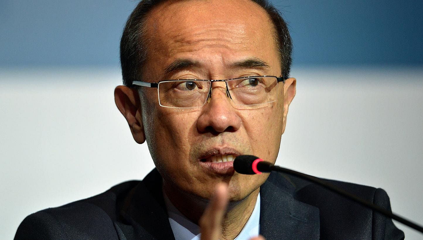 Mr George Yeo urged Asean members to realise the potential for unprecedented prosperity, rather than be fixated on their overlapping claims in the South China Sea. -- ST PHOTO: KUA CHEE SIONG