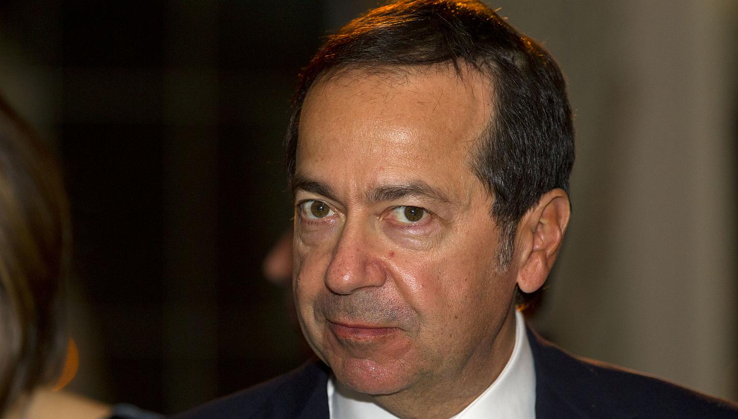 Harvard University, which has educated many of the world's wealthiest investors, is now getting its biggest single gift from one them: a $400 million (S$537 million) donation from Wall Street hedge fund mogul John Paulson. -- PHOTO:&nbsp;BLOOMBERG