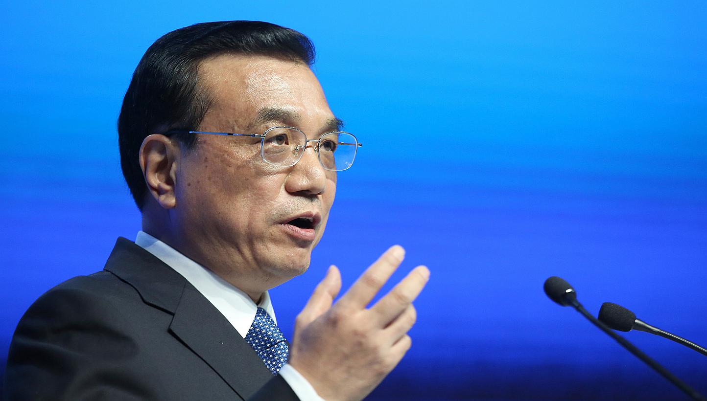 Chinese premier Li Keqiang said the government would promote domestic listings of start-up firms with "special ownership structure", part of China's efforts to encourage innovation and boost funding for productive sectors of the economy. -- PHOTO: BL