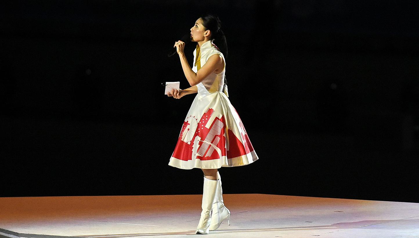 Former MediaCorp actress Sharon Au has apologised for her attempt at mimicking an Indian accent during Friday night's SEA Games opening ceremony pre-show at the National Stadium. -- PHOTO: AFP