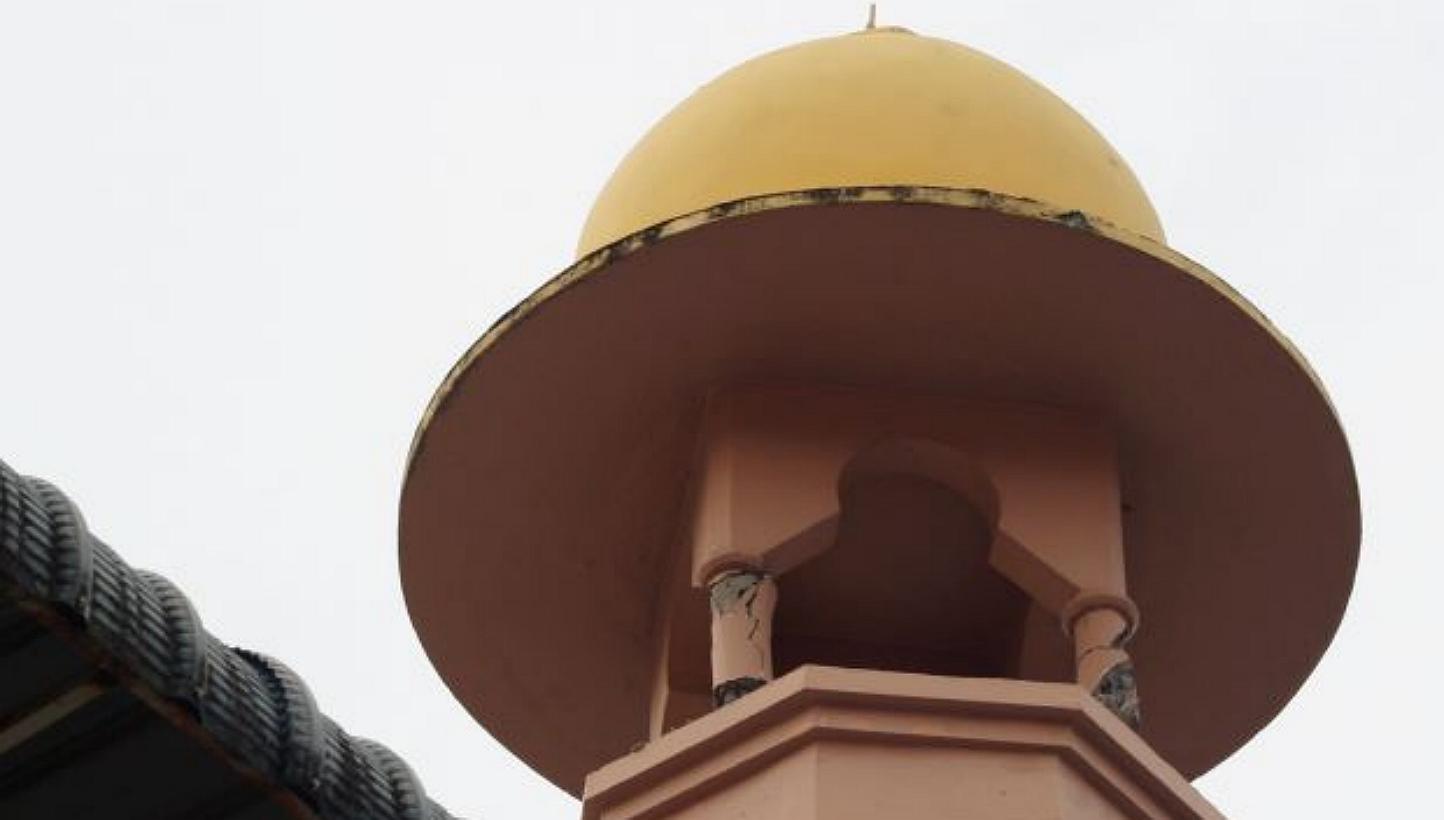 A mosque in Ranau damaged by the 6.0-magnitude quake that struck Sabah on June 5, 2015. -- PHOTO: THE STAR&nbsp;