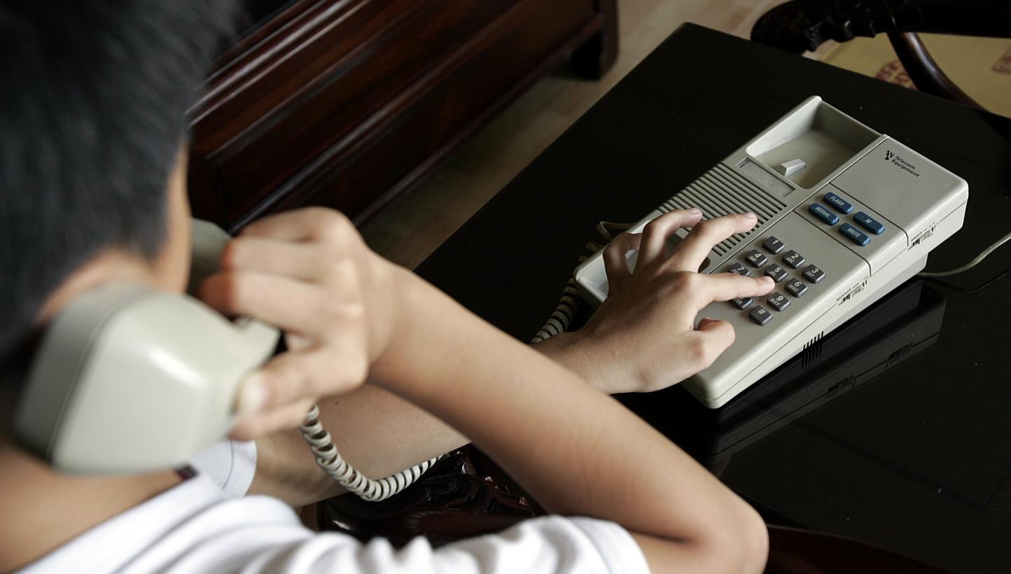 From early next month, members of the public seeking answers to questions on extremism and advice on religious matters can turn to a new helpline set up by a group of Islamic religious scholars and teachers. -- PHOTO: ST FILE