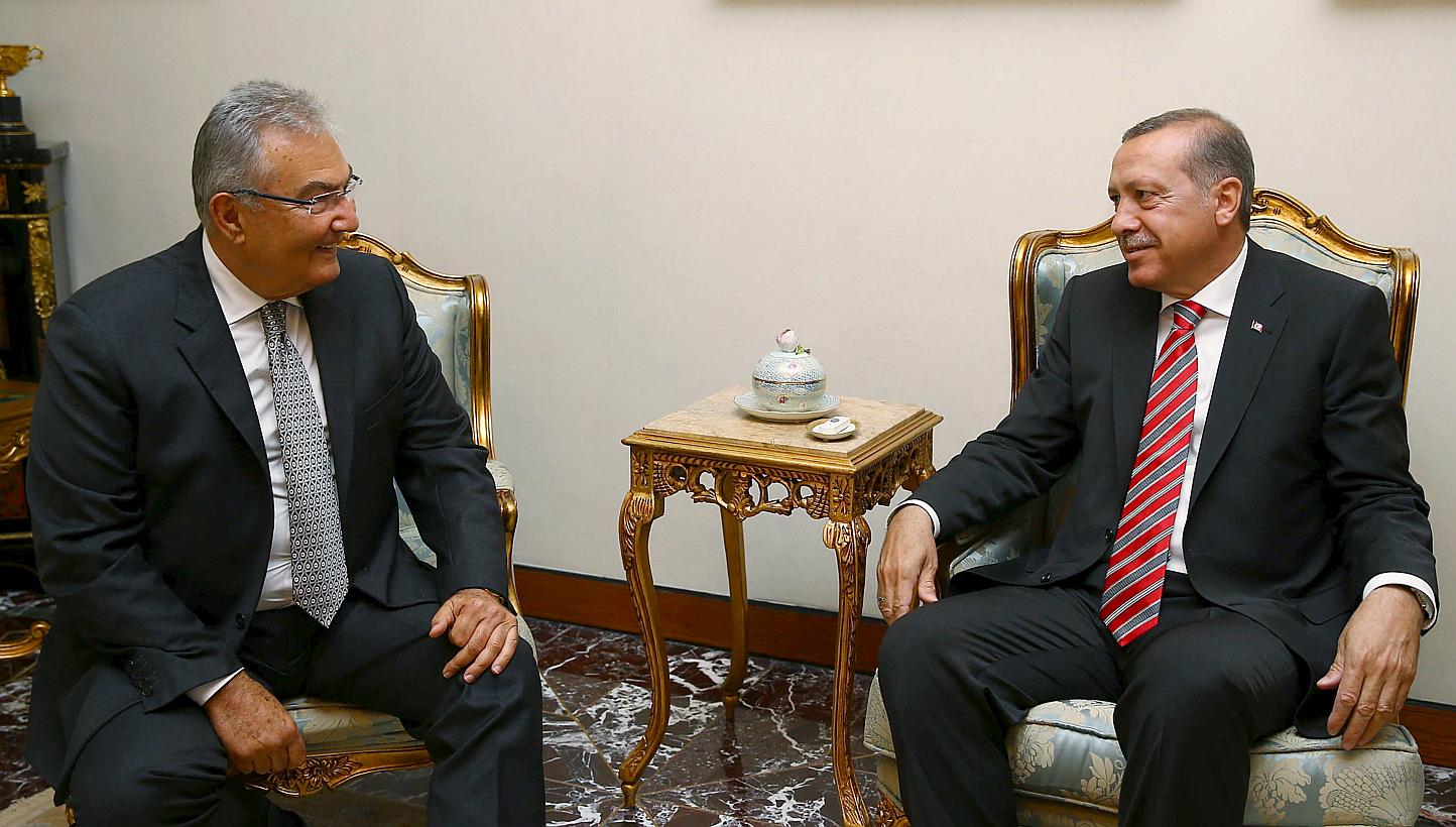 Turkey's President Recep Tayyip Erdogan (right) meets with Mr Deniz Baykal, a veteran opposition lawmaker from the Republican People's Party (CHP), in Ankara, Turkey, on June 10, 2015. -- PHOTO: REUTERS
