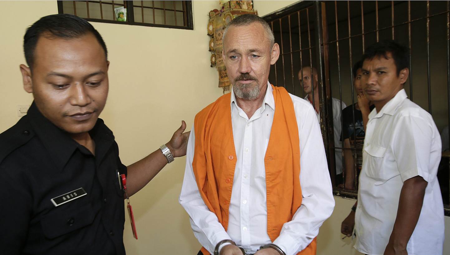New Zealander Antony de Malmanche arrives for a trial over drugs possesion at Denpasar district court in Bali, Indonesia on June 11, 2015. -- PHOTO: EPA