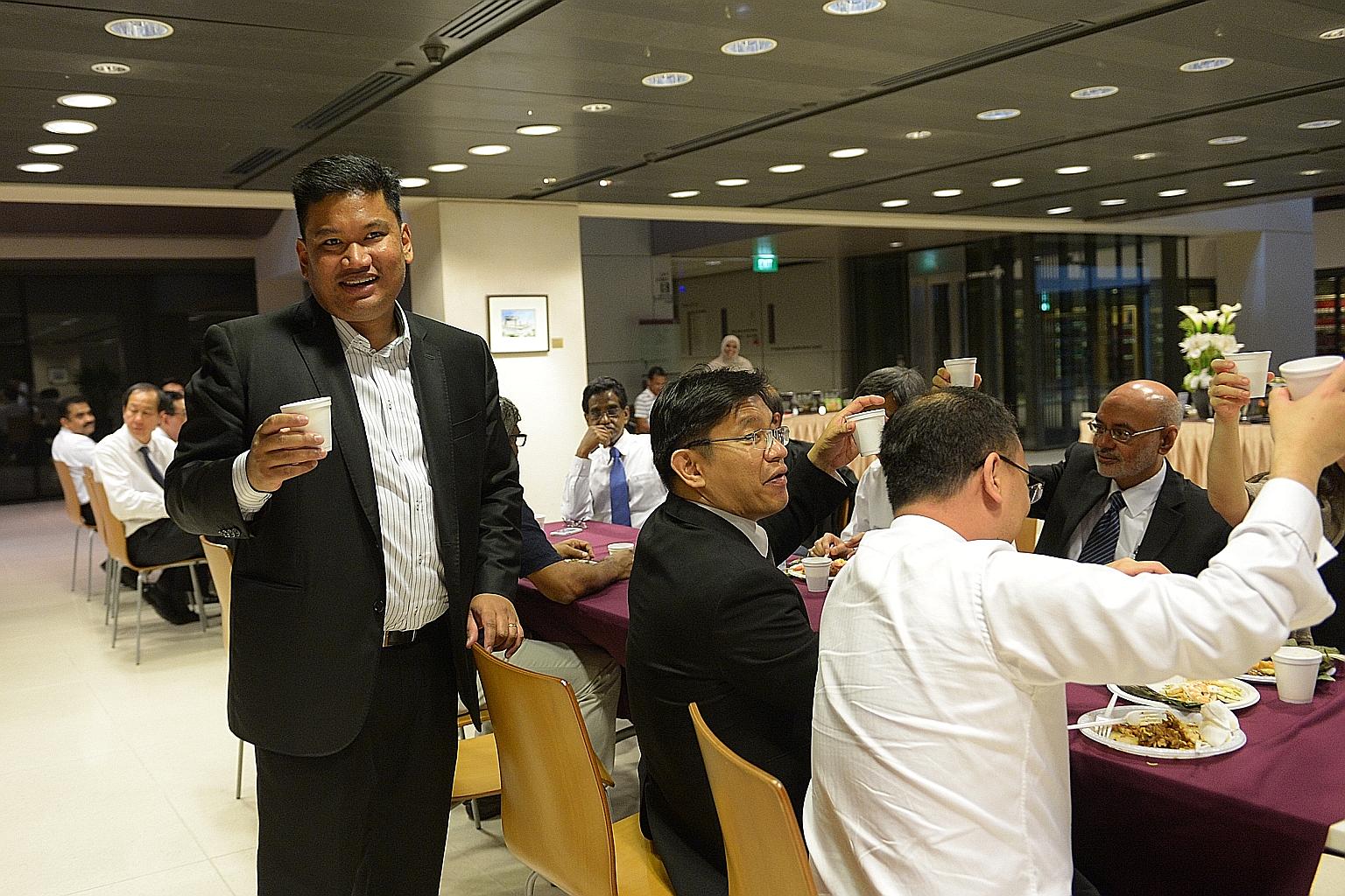 Mr Sunil Sudheesan (left), who is the nephew of late criminal lawyer Subhas Anandan, at the memorial lunch for his uncle at the Supreme Court yesterday. Mr Subhas died of heart failure in January at the age of 67.