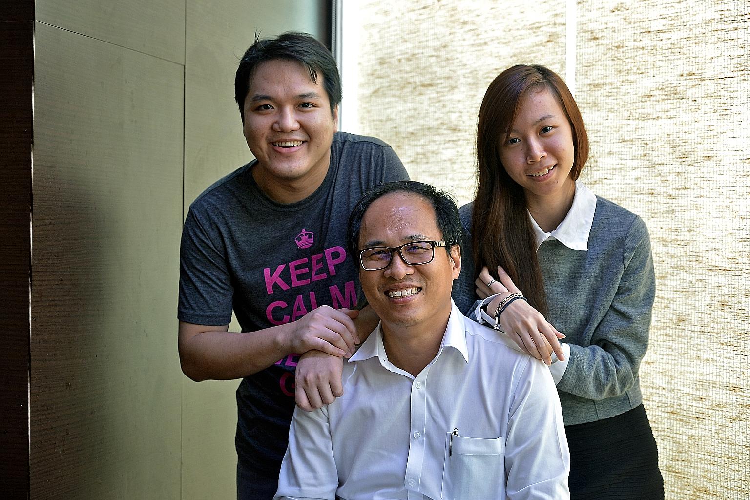 Dr Thomas Koo with his two former ITE students - Mr Aloysius Teo and Ms Amy Toh. The two wrote to the SG50 Give Thanks initiative to express their gratitude to Dr Koo for his guidance during their student days at ITE College East.