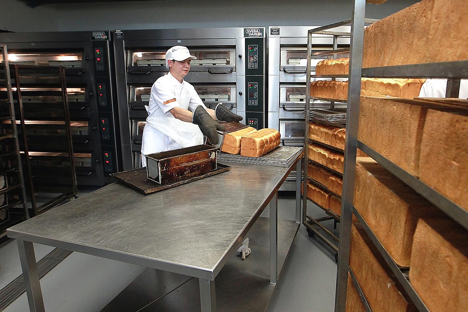 In the wake of its soya bean milk scandal, BreadTalk yesterday defended the freshness of its bread, buns and cakes. It added that buns and bread not sold at the end of the day are discounted to speed up sales. Leftover buns are distributed to staff.