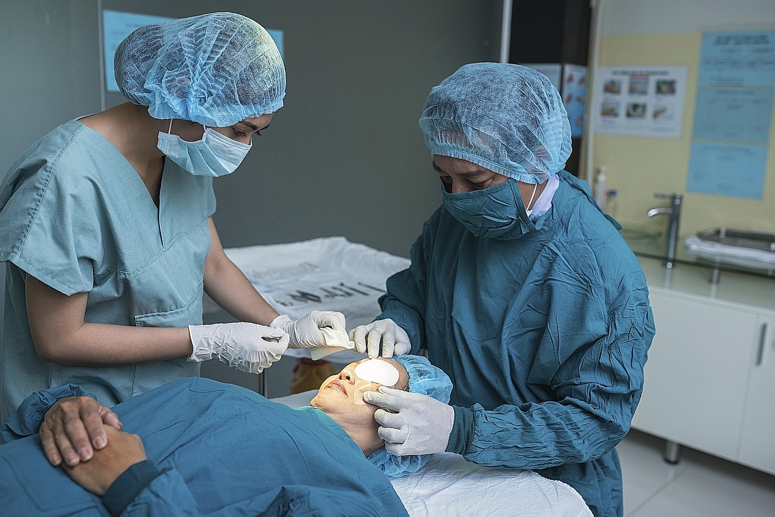 If a retinal tear is found, a procedure called argon laser photo- coagulation is used to seal it. It takes 10-15 minutes, and does not require hospitalisation.