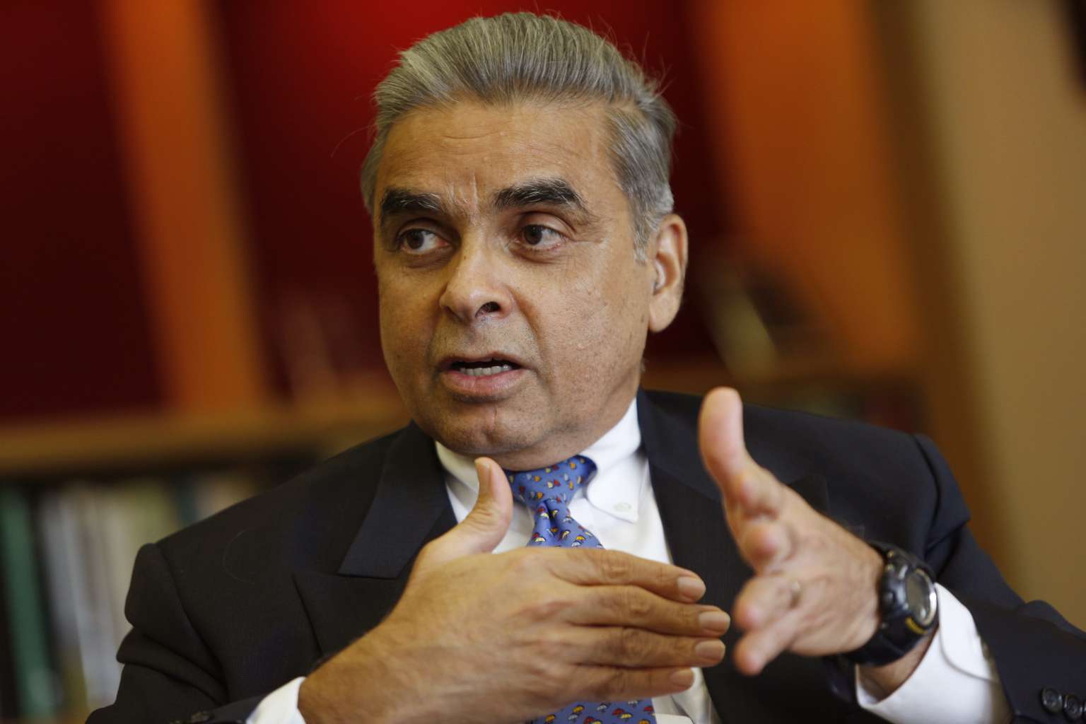 Government should run Singapore's public transport system: Kishore ...