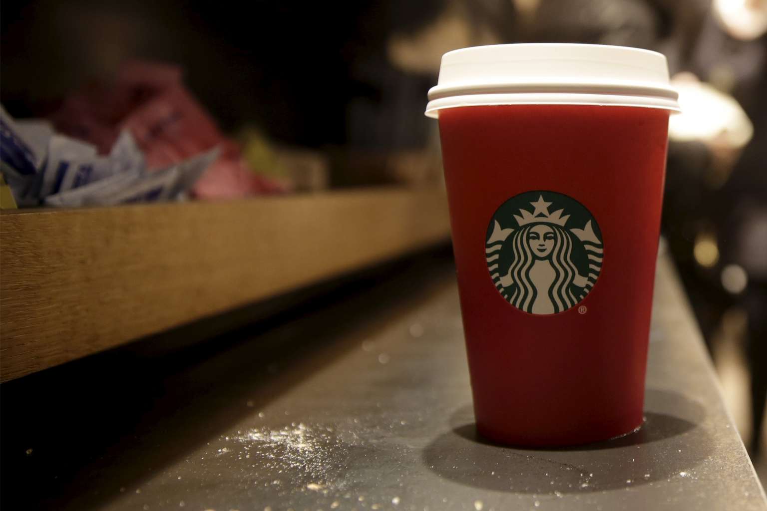 Donald Trump threatens Starbucks boycott over Christmas cups | The Straits  Times