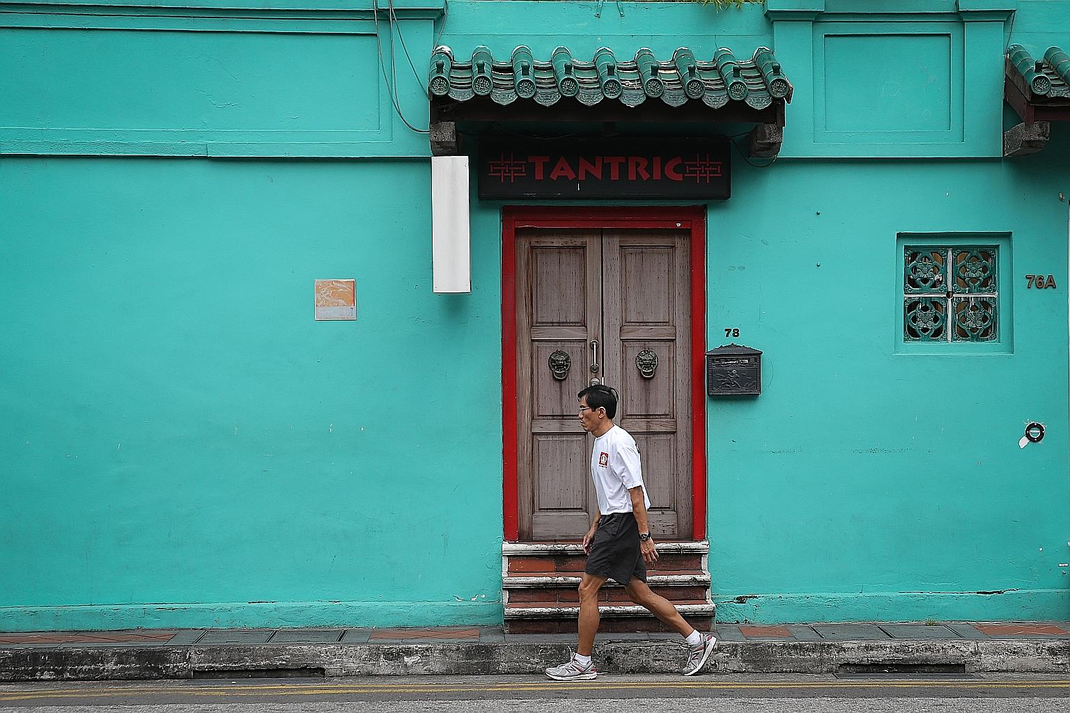 Dr Chee Soon Juan, dressed in a white T-shirt with the SDP's logo, started his four-day walk at Hong Lim Park yesterday.